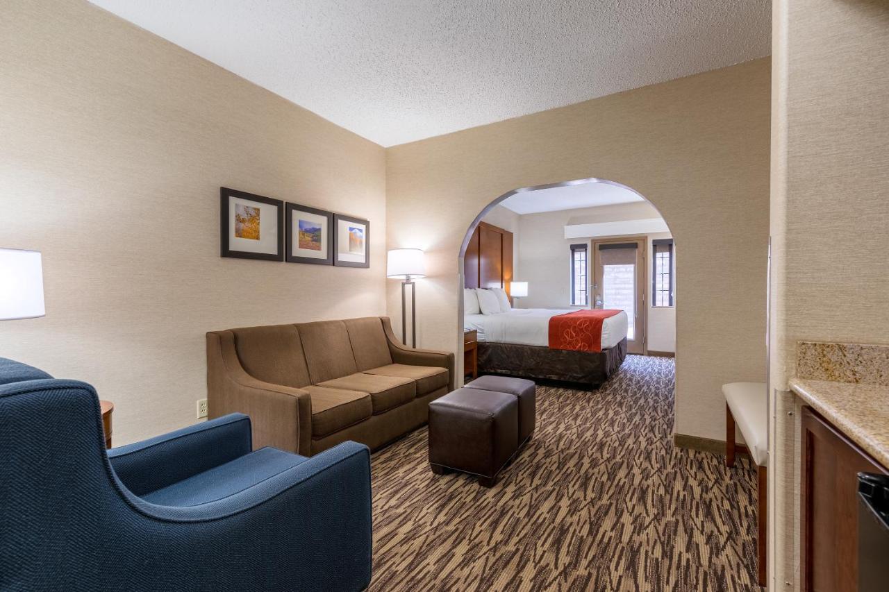 Comfort Suites Golden West On Evergreen Parkway Exteriér fotografie