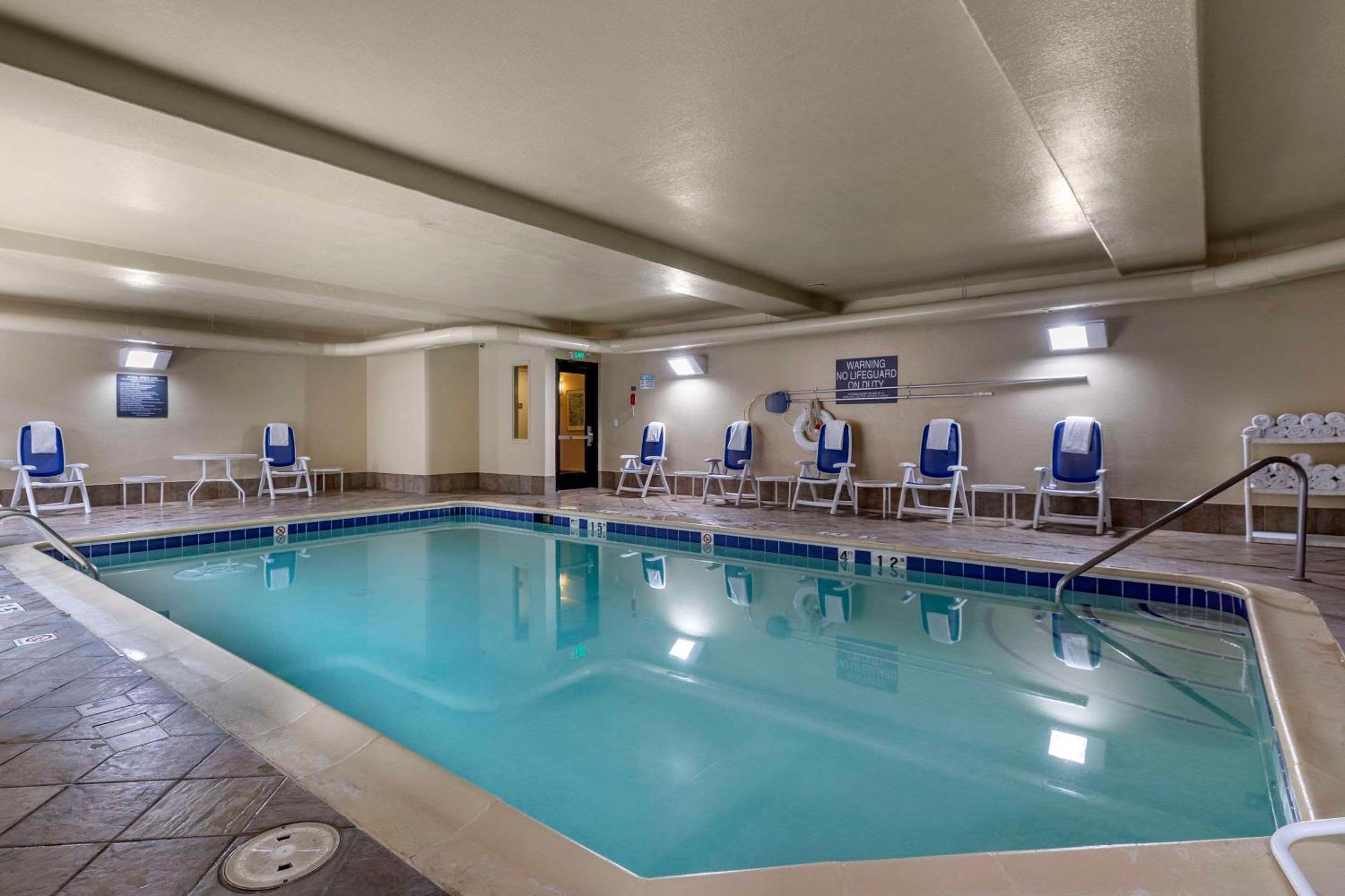Comfort Suites Golden West On Evergreen Parkway Exteriér fotografie